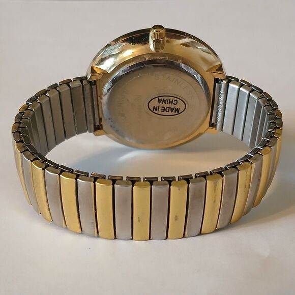 Geneva Platinum Women White Large Round Dial Two-Tone Bracelet Watch Japan Movt - Picture 6 of 13